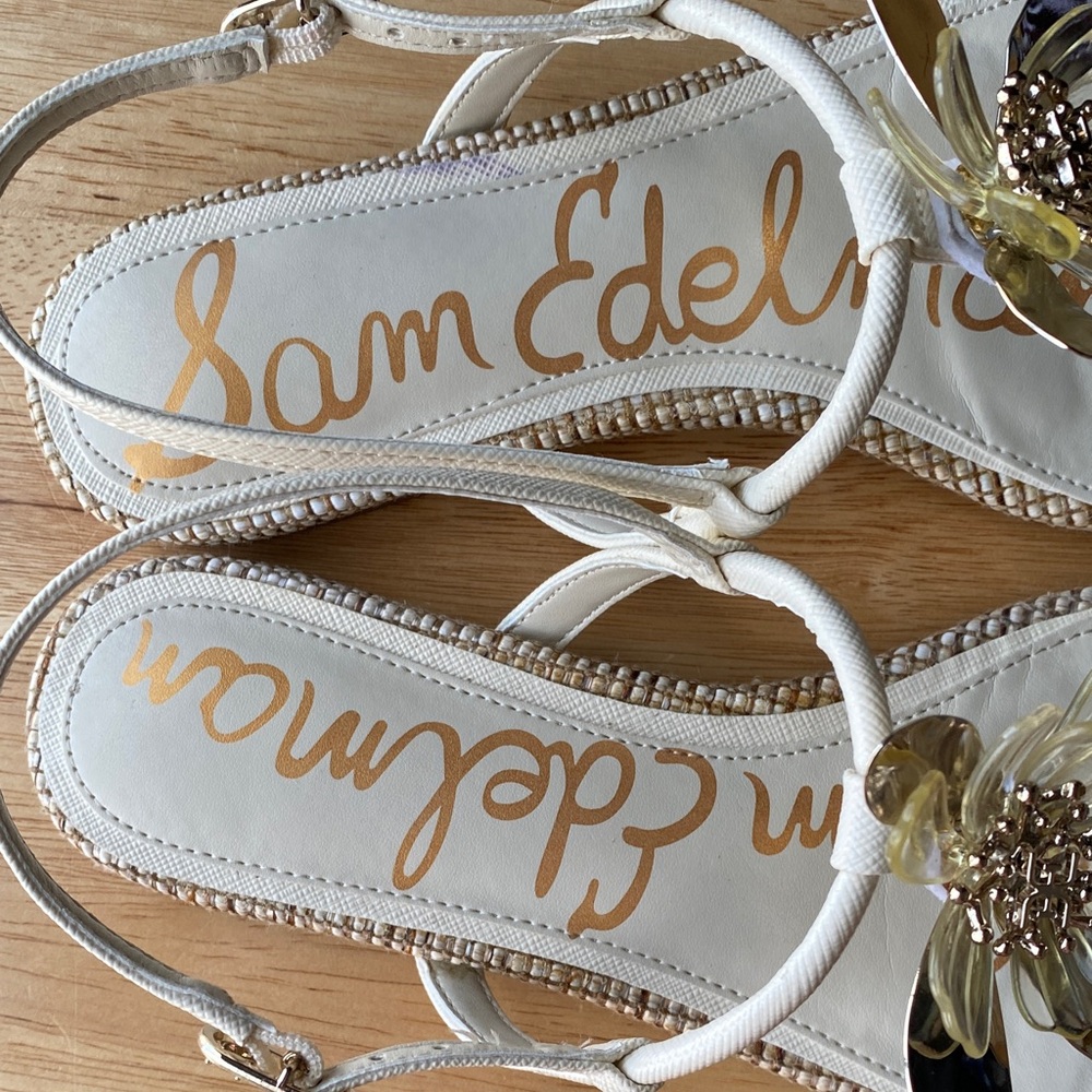Sam Edelman Cream and Gold Floral Sandals - Picture 5 of 15